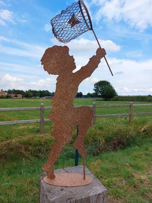 Beeld, garden statue silhouette of boy with butterfly net -, Antiek en Kunst, Kunst | Designobjecten