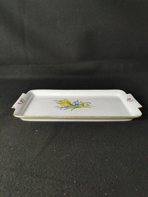 Meissen - Blume 2 - Vassoio L.28,5cm - 1.Wahl - XX secolo -, Antiek en Kunst, Antiek | Meubels | Tafels