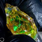 Zeer zeldzame natuurlijke AAA+++ Crystal Opal onbehandeld