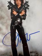 Michelle Yeoh as Wai Lin handsigned photo with BBC, Nieuw