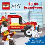 LEGO City - Bij de brandweer 9789030508458, Gelezen, Verzenden