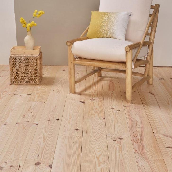 Frans grenen houten vloer – nu aan € 7,98/m²!, Huis en Inrichting, Stoffering | Vloerbedekking, 75 m² of meer, Parket, Wit, Crème