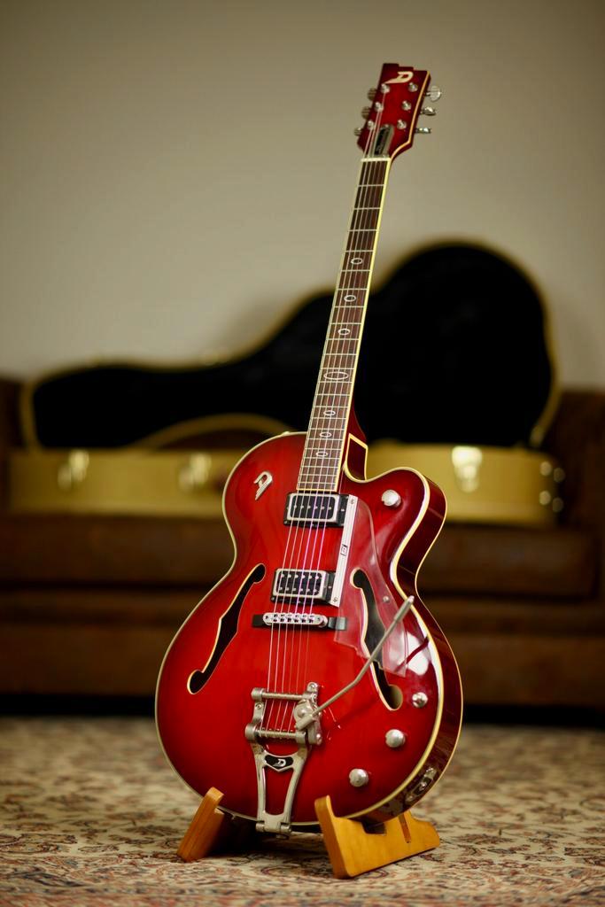 Duesenberg Imperial Triple A 2005 | Red, Muziek en Instrumenten, Snaarinstrumenten | Gitaren | Elektrisch, Verzenden