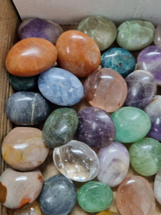 TOP QUALITY palmstones - different minerals- 1206 g, Verzamelen, Mineralen en Fossielen