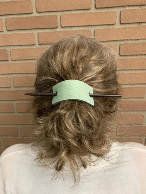 Lederen Haar pin /haar speld. 19 verschillende kleuren, Auto-onderdelen, Overige Auto-onderdelen, Nieuw, Ophalen of Verzenden