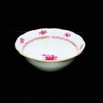Herend - Round Serving Bowl (22 cm) - Chinese Bouquet