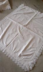 Kussen (2), Antiek en Kunst