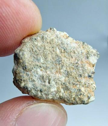 Lunair meteoriet Bechar 006. Feldspaatbreccie. - 3.92 g