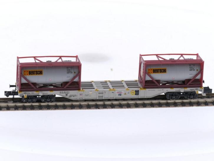 Schaal N Minitrix 18490 Platte wagen met tankcontainers v..., Hobby en Vrije tijd, Modeltreinen | N-Spoor, Gelijkstroom, Zo goed als nieuw