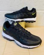 Nike - Sneakers - Maat: Shoes / EU 44.5, Nieuw