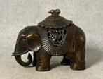 Olifant wierookbrander - Brons - China - Eind 20e eeuw, Antiek en Kunst