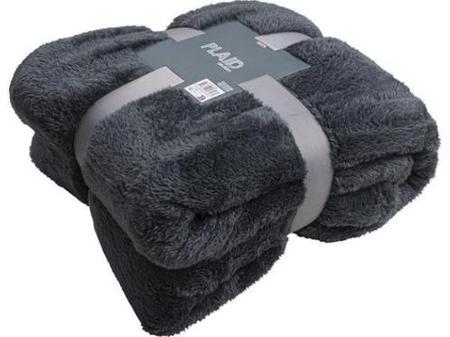 Veiling - Gusta Fleece plaid Super zacht warm deken 150 x 20, Huis en Inrichting, Woonaccessoires | Plaids en Woondekens