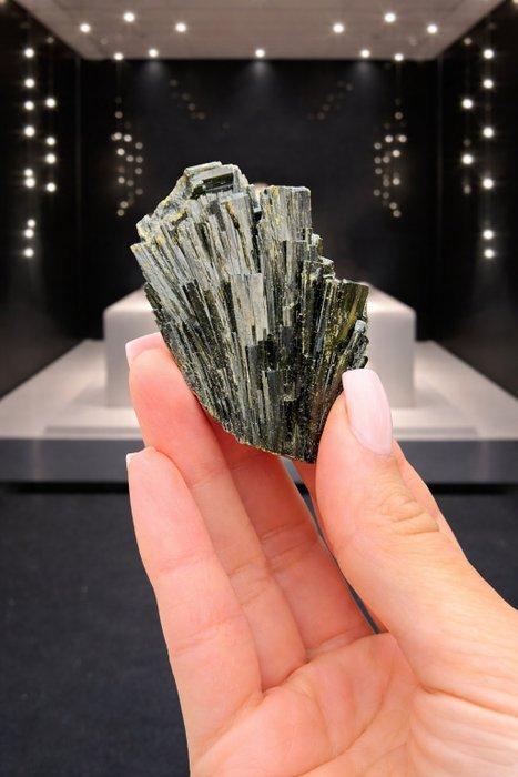 Prachtige EPIDOTE uit Rosario Mabel Claim Peru, Collections, Minéraux & Fossiles