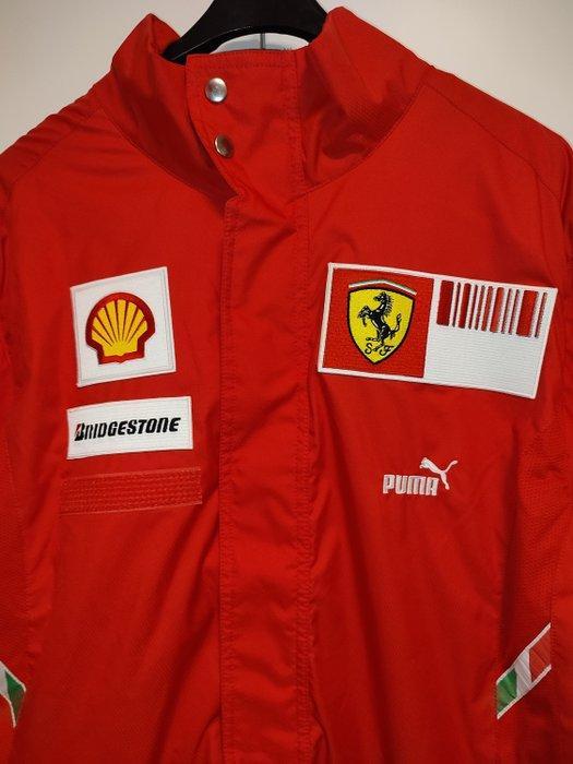 Ferrari world Champions Winter jacket size XL - 2007 -, Verzamelen, Automerken, Motoren en Formule 1