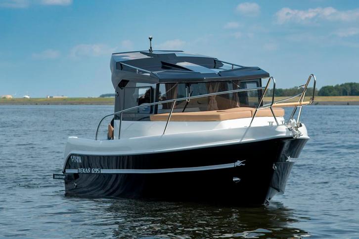 Nieuwe Texas Pilothouse en Kajuitboot | Zeer Compleet |, Watersport en Boten, Vis- en Consoleboten, Buitenboordmotor, 70 pk of meer