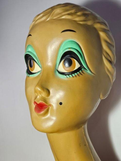 Mannequin - Twiggy -  Twiggy - Plastique, Antiek en Kunst, Curiosa en Brocante