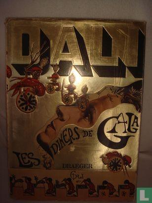 Draeger - Dali   Les Diners de Gala - 1973, Boeken, Kookboeken, Gelezen, Verzenden
