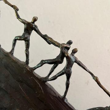 Corry Ammerlaan - van Niekerk - Beeld, On the Road - 22 cm -