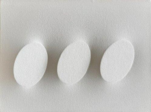 Turi Simeti (1929-2021) - 3 ovali bianchi, Antiek en Kunst, Kunst | Schilderijen | Modern