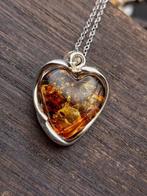 Prachtig sieraad van 925 zilver met een hart van Baltisch, Verzamelen