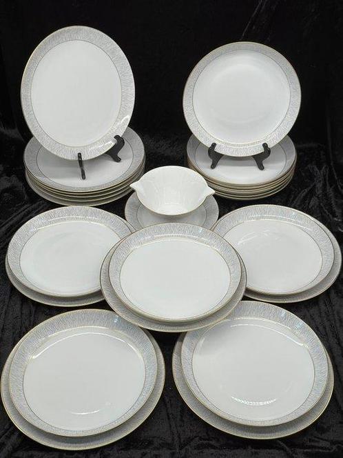 Service de table pour le dîner - Königlich pr. Tettau –, Antiek en Kunst, Antiek | Meubels | Tafels