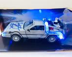 Back to the Future - DeLorean 1:24 Scale Model Car - Signed, Verzamelen, Nieuw