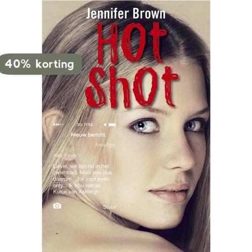 Hot shot 9789026612718 Jennifer Brown, Boeken, Kinderboeken | Jeugd | 13 jaar en ouder, Zo goed als nieuw, Verzenden