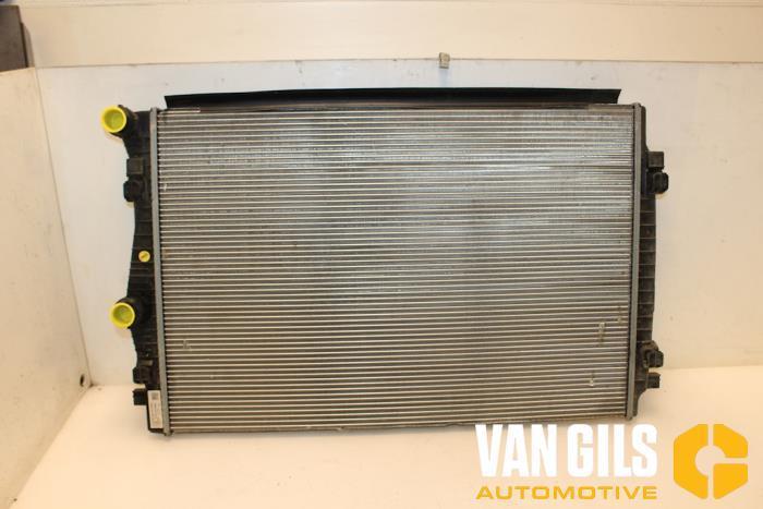 Radiateur Volkswagen Golf O115591, Auto-onderdelen, Airco en Verwarming