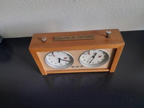 Horloge pour jeu d’échecs - Ruhla - - Hêtre - 1960-1970 -, Antiek en Kunst, Curiosa en Brocante