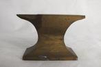 Horlogemakers gereedschap (2) - Aambeeldjes., Antiek en Kunst