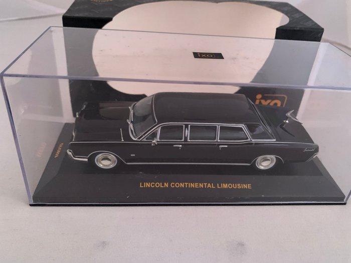IXO, Sunstar 1:43 - Modelauto (3) - Lincoln Continental, Hobby en Vrije tijd, Modelauto's | 1:5 tot 1:12
