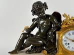 Figurale pendule Napoleon III - Gepatineerd brons -
