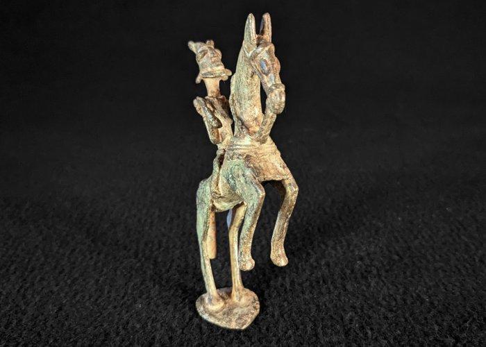 Horse rider statue with shield - sculptuur - Nommo -, Antiek en Kunst, Kunst | Niet-Westerse kunst