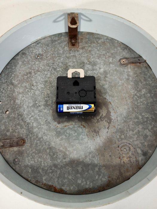 Horloge murale - Weimar - Acier, hpvc - 1950-1960, Antiquités & Art, Art | Objets design