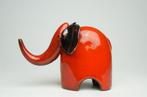 Beeldje - Red Elephant - Keramiek