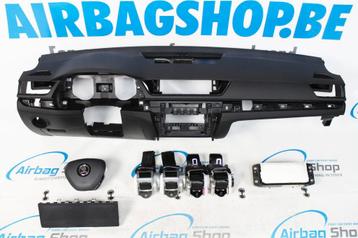 Airbag set - Dashboard Skoda Superb (B8 3V) (2015-heden) beschikbaar voor biedingen