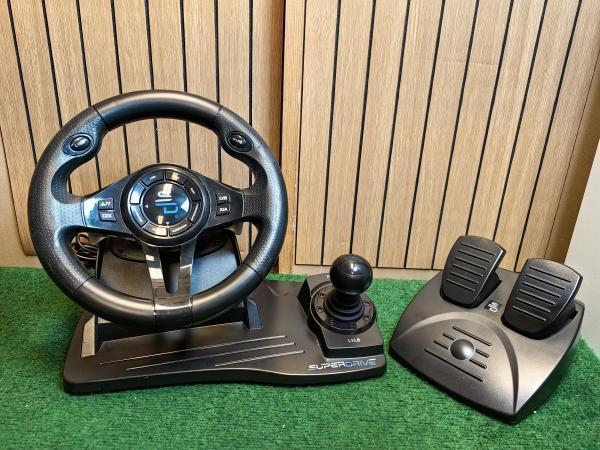 Veiling - Subsonic Superdrive GS550 Game Stuur PS4 / Xbox On, Games en Spelcomputers, Spelcomputers | Overige Accessoires