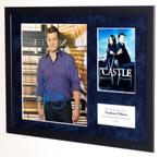 Castle - Nathan Fillion Richard Castle) Premium Framed,, Nieuw