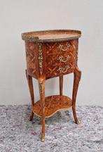 Table de Chevet - Chiffonnière tafel- de parquet Versailles