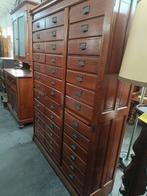 Archiefkast - Kastanje - Schirolli gemaakt in Italië, Antiek en Kunst