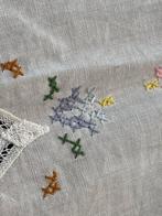 ricami fatti a mano - Couvre-lit - 297 cm - 237 cm -, Antiquités & Art