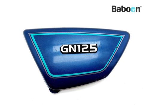 Cache latéral gauche Suzuki GN 125 1982-1983 (GN125), Motoren, Onderdelen | Suzuki, Verzenden