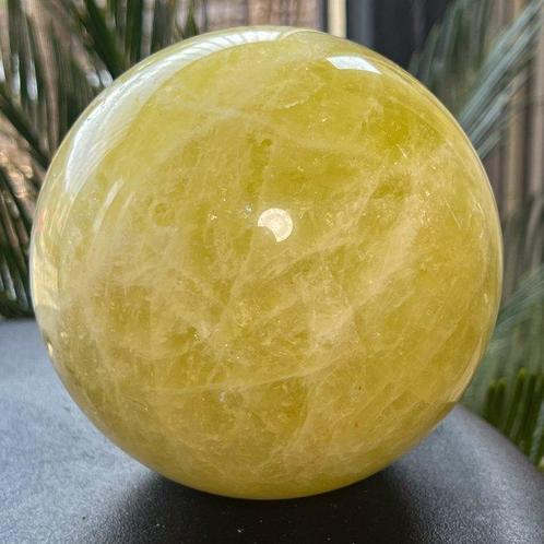 Boule de cristal de citrine de grande qualité Cristal -, Verzamelen, Mineralen en Fossielen