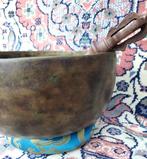 Onbekend - Oude antieke Thadobati Singing bowl 18cm - -