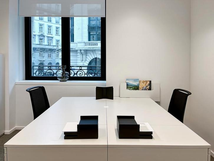 Kantoorruimte voor 1 in Signature City Centre, Zakelijke goederen, Bedrijfs Onroerend goed