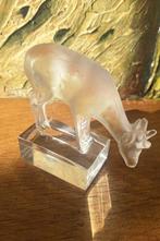 Lalique - Beeldje - Daim - matglas gesigneerd, Antiek en Kunst