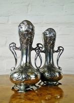 WMF - Vaas (2) - 2 verzilverde Jugendstil vazen met, Antiek en Kunst