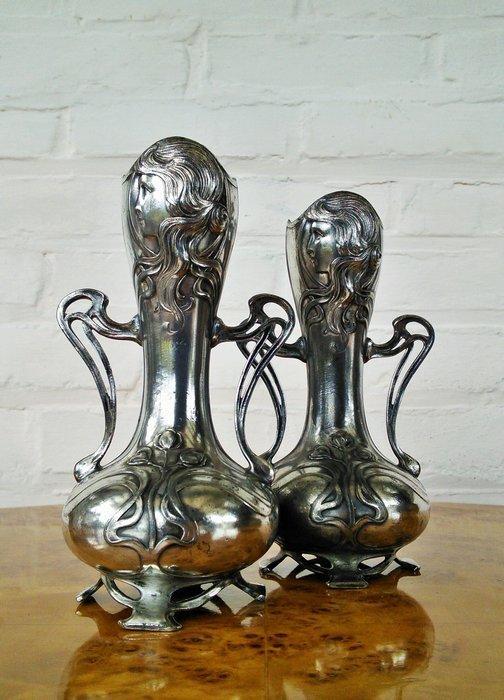 WMF - Vaas (2) - 2 verzilverde Jugendstil vazen met, Antiek en Kunst, Kunst | Designobjecten
