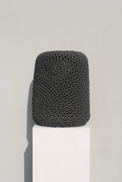 Gilles Caffier - Vase - Grès - Vase Percé à la main, Antiek en Kunst, Kunst | Designobjecten