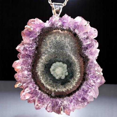 buitengewoon zilveren hanger is een exclusief stuk hangers, Verzamelen, Mineralen en Fossielen